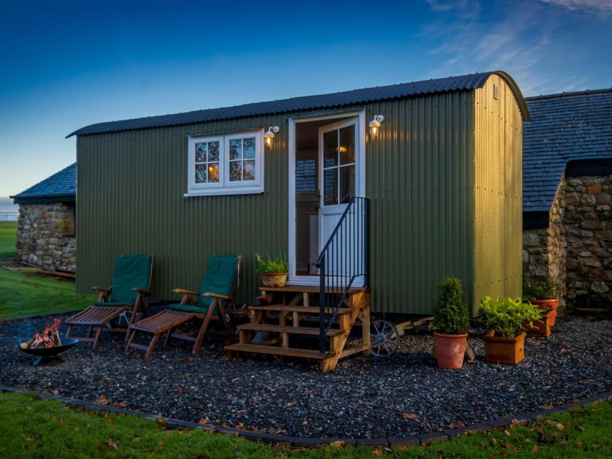 Вилла The Pleasant Hut At Mountpleasant Farm Улверстон Экстерьер фото
