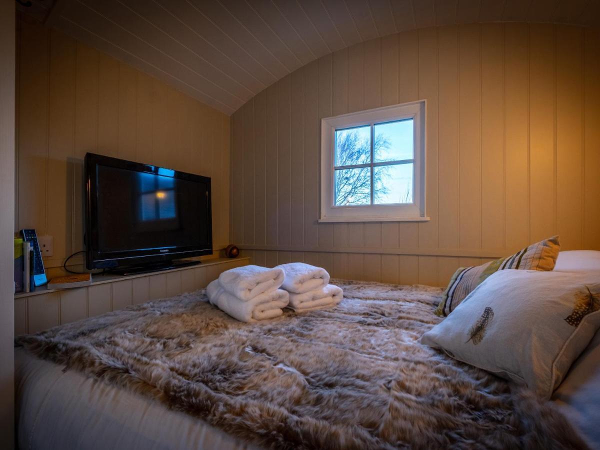 Вилла The Pleasant Hut At Mountpleasant Farm Улверстон Экстерьер фото